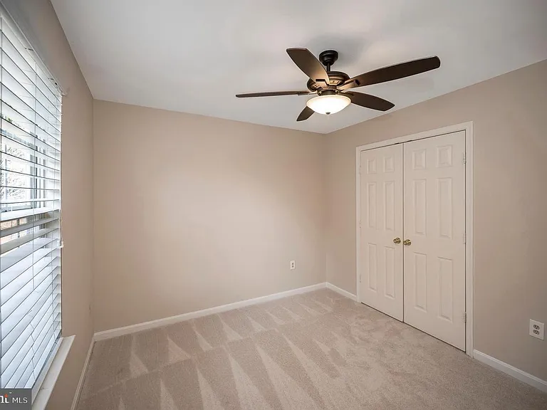 48 Savannah Ct — Photo 42