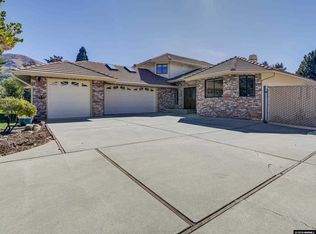 5595 S Scarsdale Cir, Reno, NV 89502