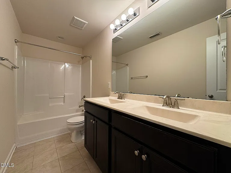 3920 Massey Pointe Ct — Photo 32