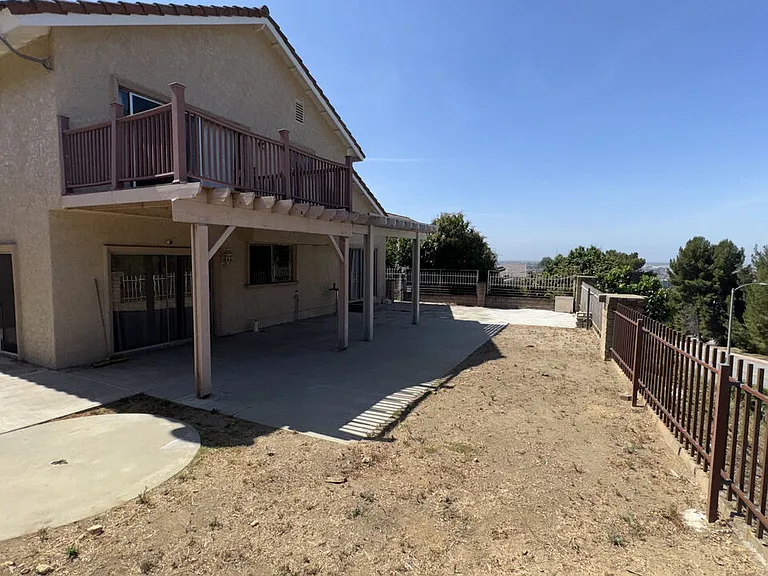 845 N Juarez St — Photo 18