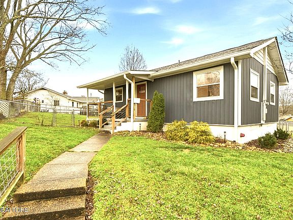 2nd image of 110 Parma Rd