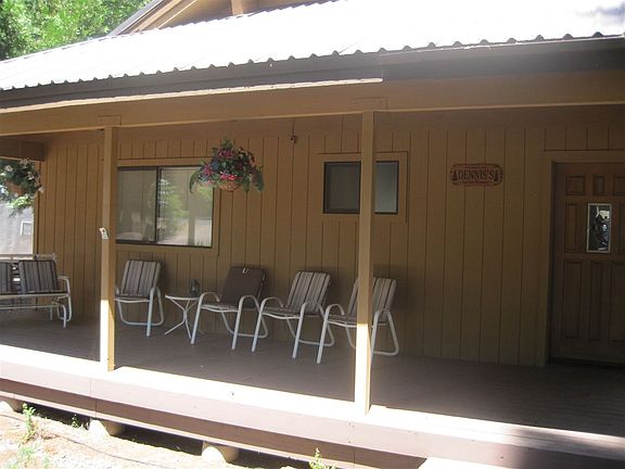 3rd image of 1300 Lassen View Dr