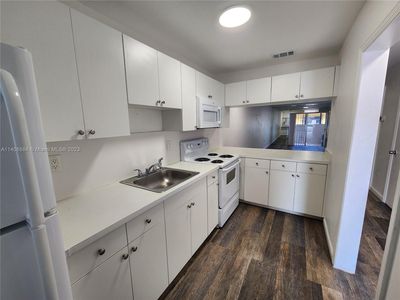 401 SW 109th Ave APT 17, Sweetwater, FL, 33174
