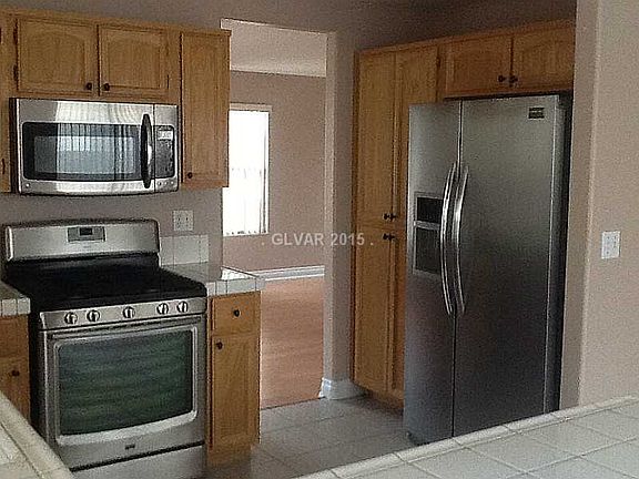 3rd image of 1836 La Villa Dr