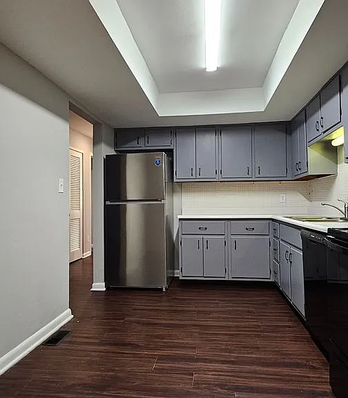 Spacious 2 bedroom 2 bath apartments in Harrison Township! — Photo 12