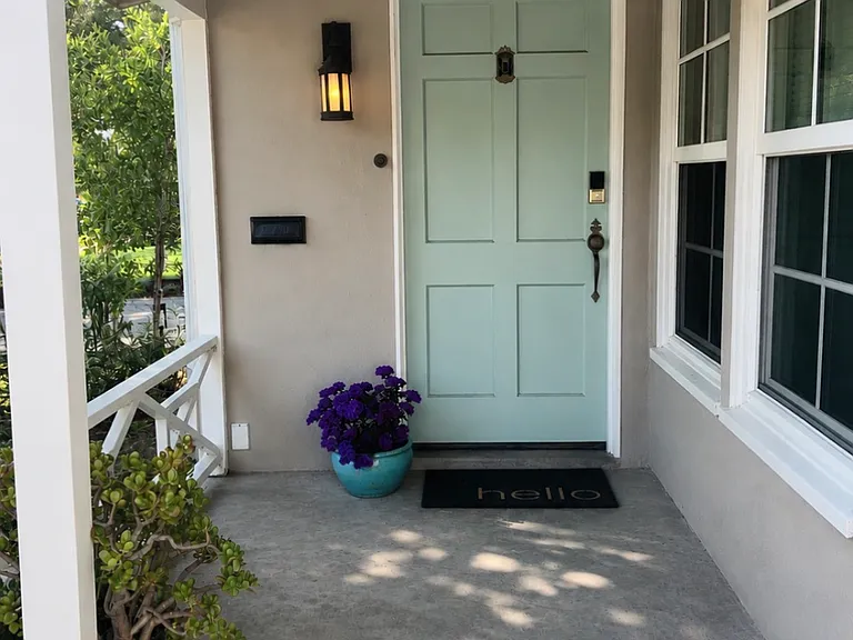 1226 N Fairview St — Photo 3