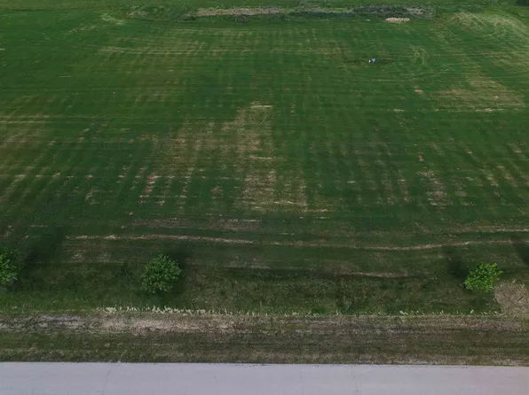 Stillwater Dr #33, Fond Du Lac, WI 54937