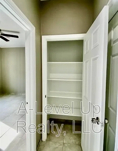 1514 E 28th St #2 — Photo 8