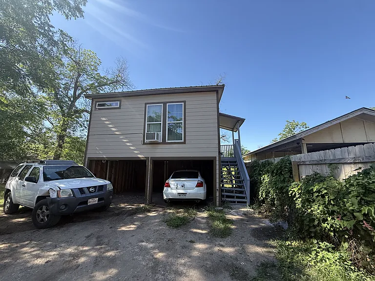 330 Barrett Pl #5 — Photo 7