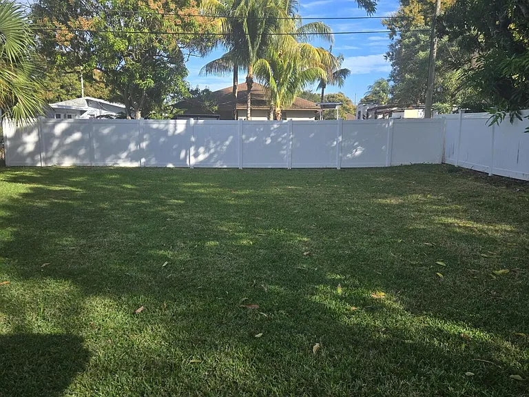 309 NW 6th Ave — Photo 9