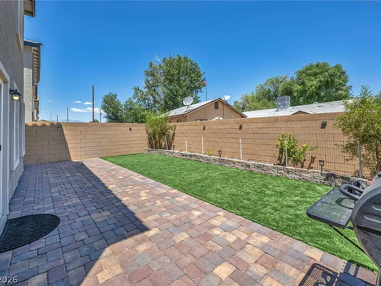 630 Harmony Rock Ave — Photo 12
