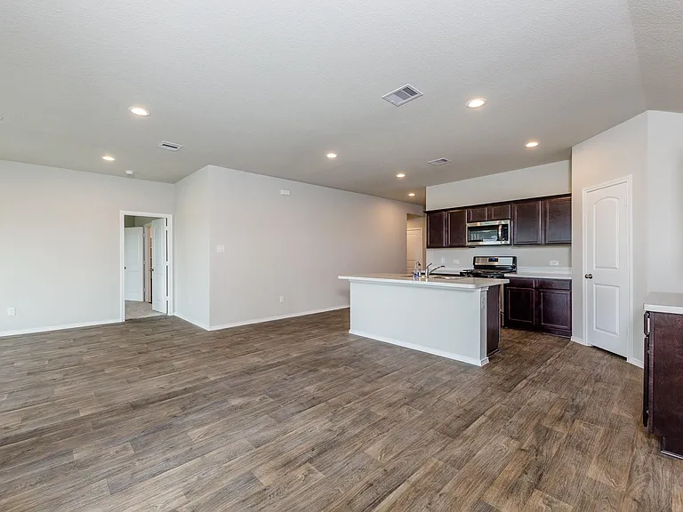 5114 Radiant Dawn Dr — Photo 13