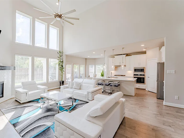 13806 Llano Basin Ct — Photo 10