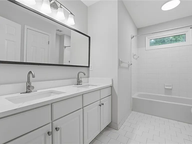 620 Brook Landing Ct — Photo 28