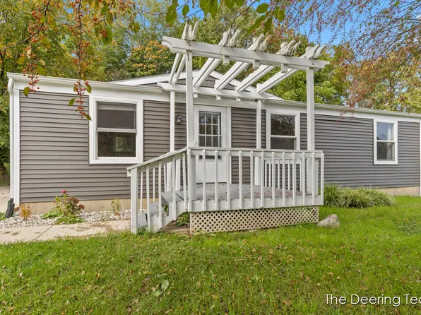 1865 Ball Ave NE, Grand Rapids, MI 49505