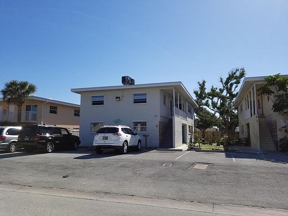2nd image of 415 Harrison Ave APT 1