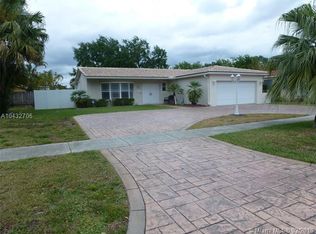 5301 Cleveland St, Hollywood, FL 33021