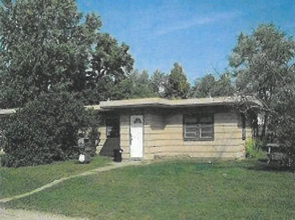 307 2nd St NW, Bagley, MN 56621