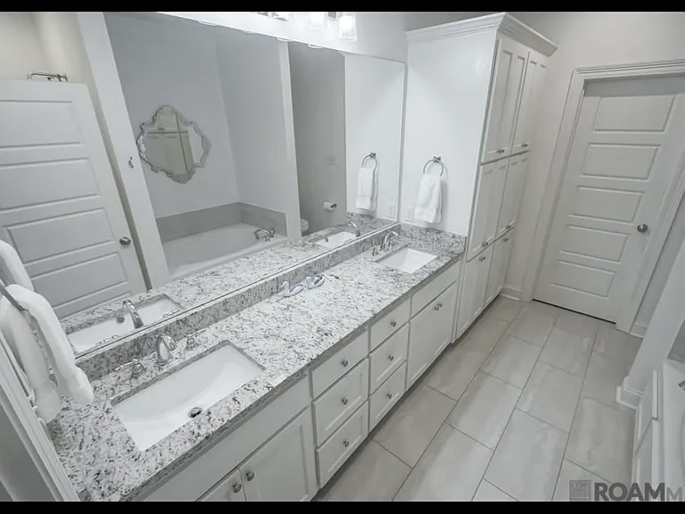 8136 Village Lake Ave — Photo 7