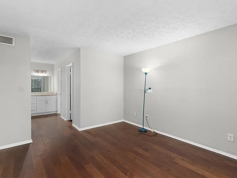 603 Summit North Dr NE #603 — Photo 31