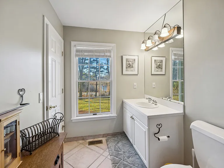 8 Duckwood Ln — Photo 22