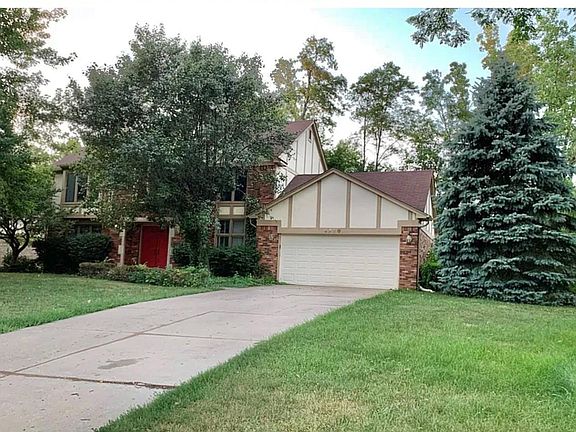 2nd image of 6330 Odessa Dr