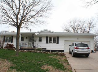 1925 Prairie Ln, Augusta, KS 67010