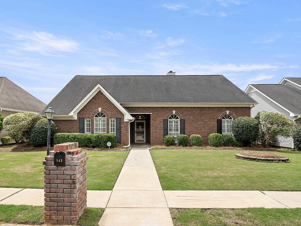 1st image of 143 Stratford Cir