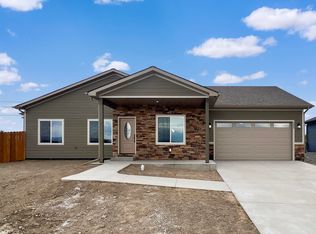 1449 Magpie Gulch St, Montrose, CO 81401