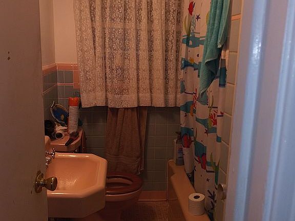 2nd image of 2474 37th Ave N