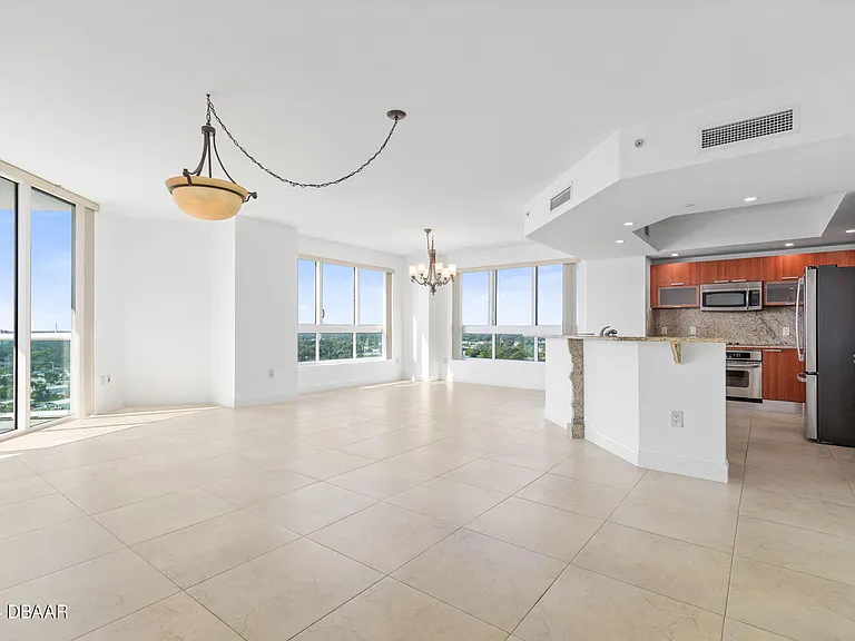 231 Riverside Dr #12091 — Photo 19