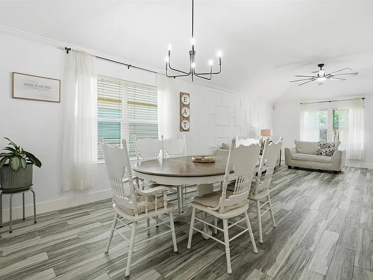 14410 Long Meadow Dr — Photo 10