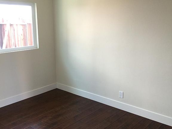 4th image of 1015 Circuit Dr