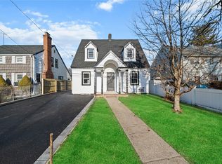 50 Cameron Ave, Hempstead, NY 11550