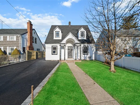 50 Cameron Avenue, Hempstead, NY 11550