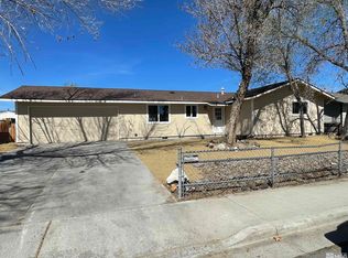 1060 James Ln, Fallon, NV 89406