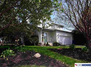 16420 Adams St, Omaha, NE 68135