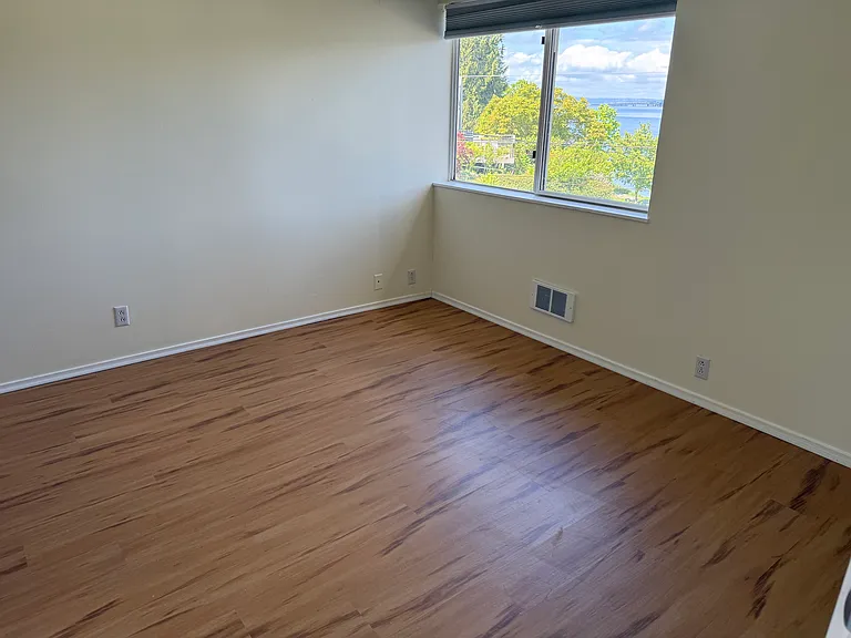 4901 Lake Washington Blvd S — Photo 13