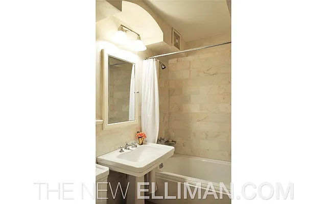 Sold by Douglas Elliman | media 14