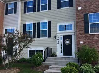 4030 Pompton Ct, Elgin, IL 60124