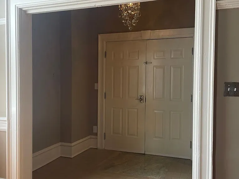 1025 Church St — Photo 32