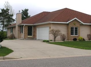 4621 Ridgeview Ct, Wisconsin Rapids, WI 54494