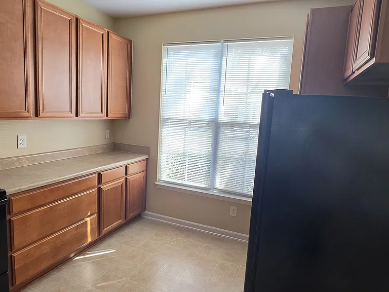 5585 Farm House Trl — Photo 14