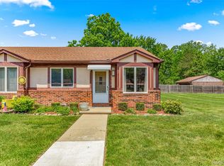 33050 Woodworth Ct, Westland, MI 48185