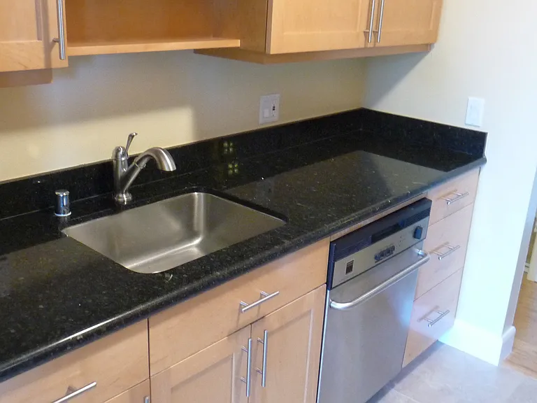 440 N Civic Dr #1111 — Photo 7
