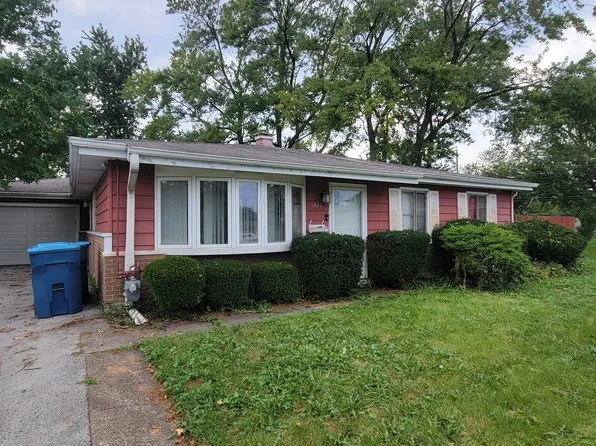 1420 Forest Pl, Calumet City, IL 60409