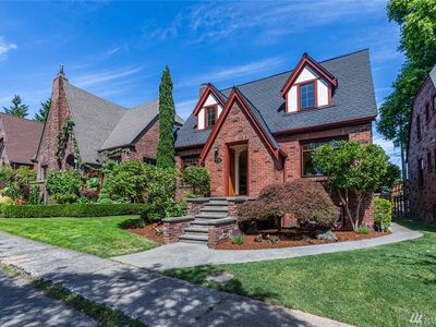 7714 Bagley Ave N, Seattle, WA, 98103