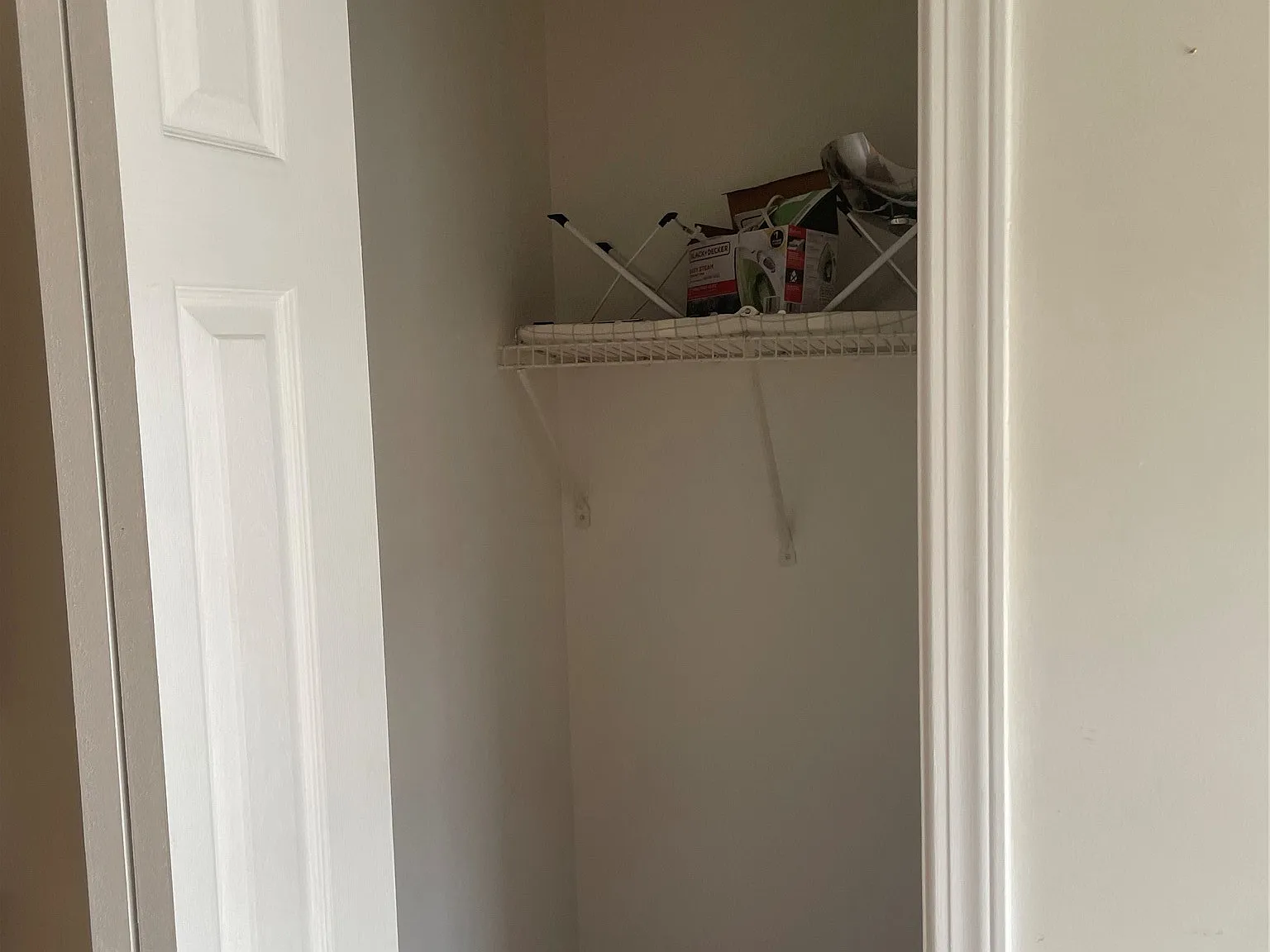 2 bed, 1.0 bath, 980 sqft, $1,300 — Photo 4