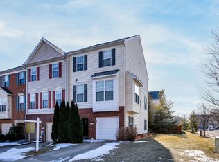 100 Penwick Cir, Frederick, MD 21702