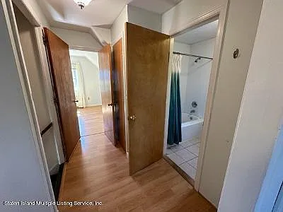 70 Goodwin Ave — Photo 9